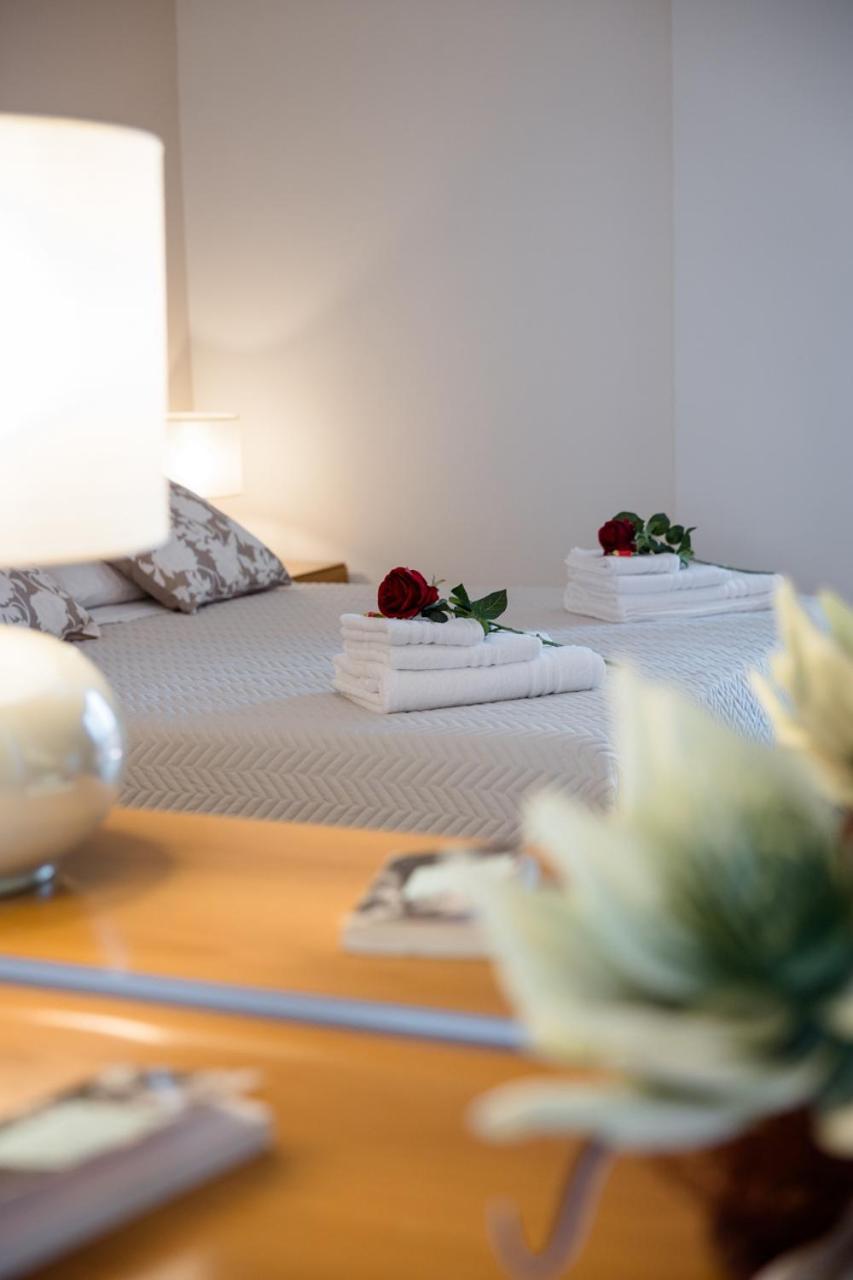Gallery Apartment Near Chianti Poggibonsi Esterno foto