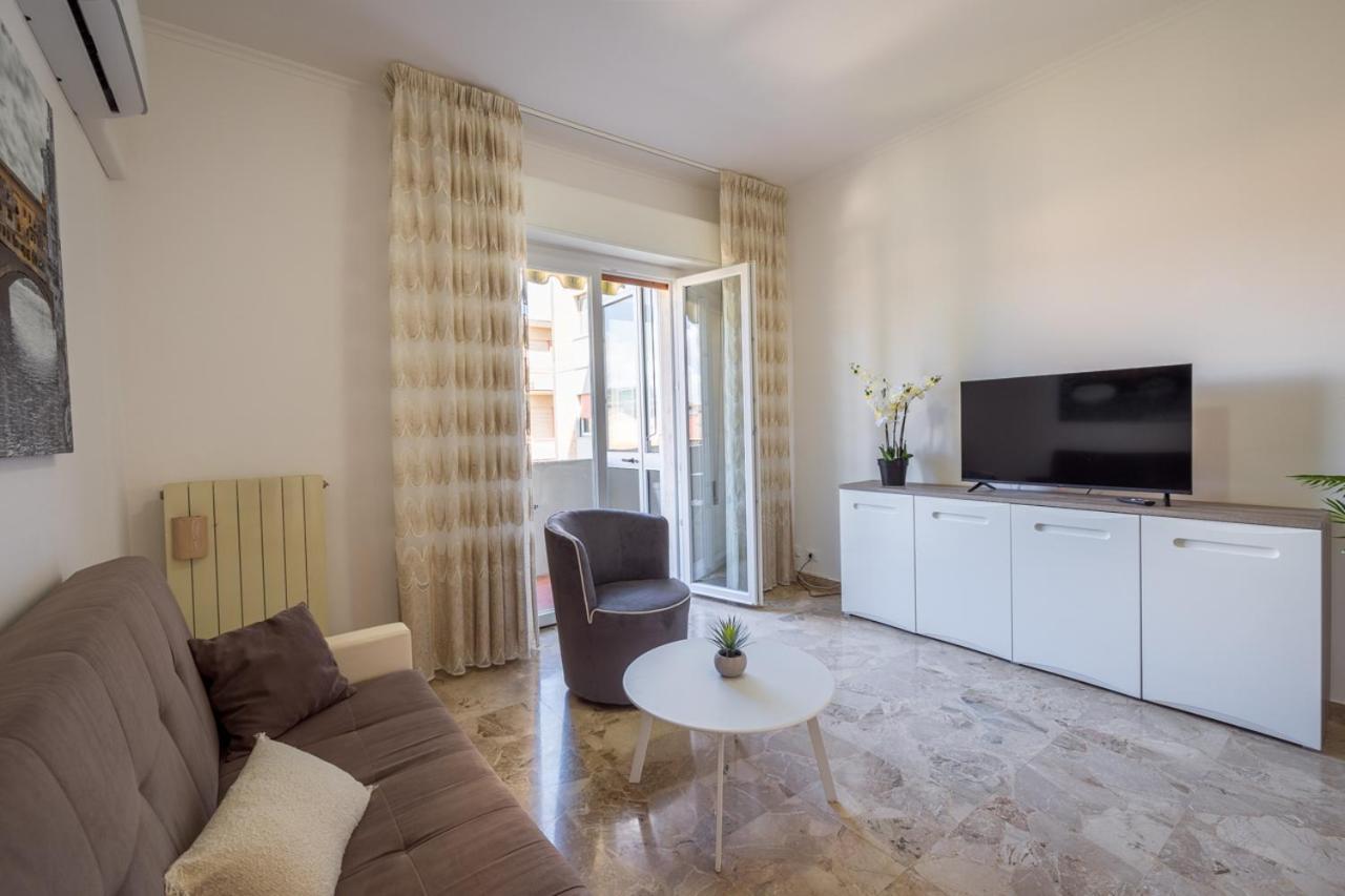 Gallery Apartment Near Chianti Poggibonsi Esterno foto